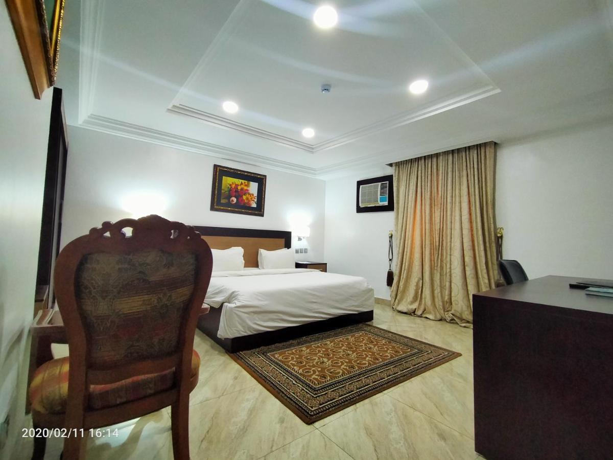 Immaculate Platinum Otel Abuja Dış mekan fotoğraf